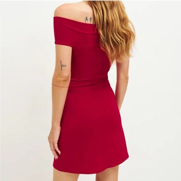 REFORMATION Vida Knit Dress - Cherry - Picture 6 of 8
